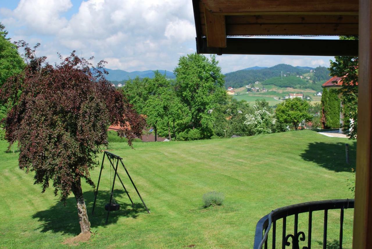 Holiday Home Dobrotin Vojnik Bagian luar foto
