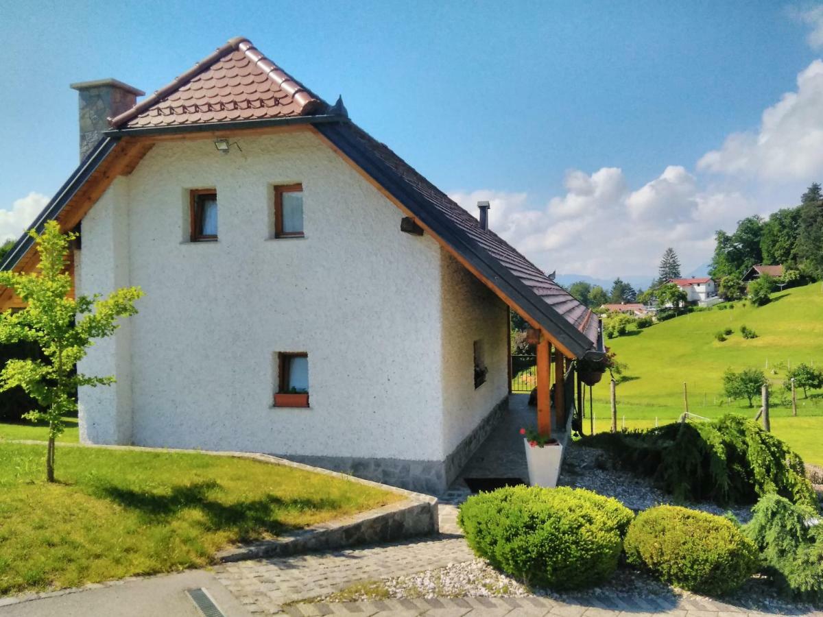 Holiday Home Dobrotin Vojnik Bagian luar foto