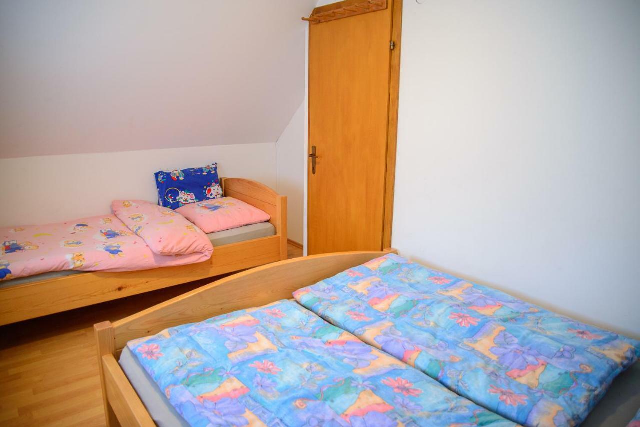 Holiday Home Dobrotin Vojnik Bagian luar foto